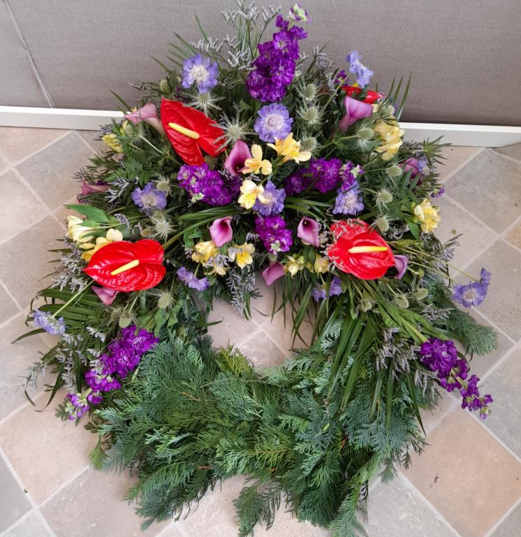 Krans klassisk stil med grøn bund