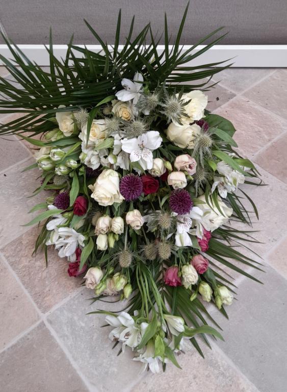 Bårebuket: Blomsterpigens farvevalg